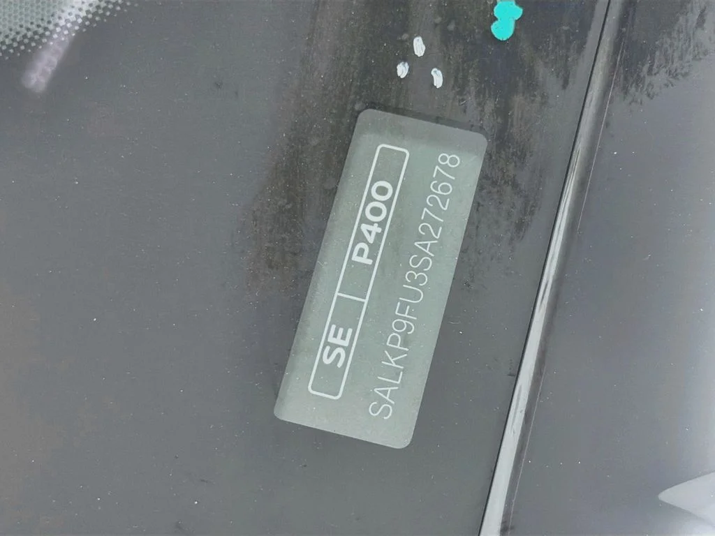 Certified Used 2025 Gray Land Rover SE image 35