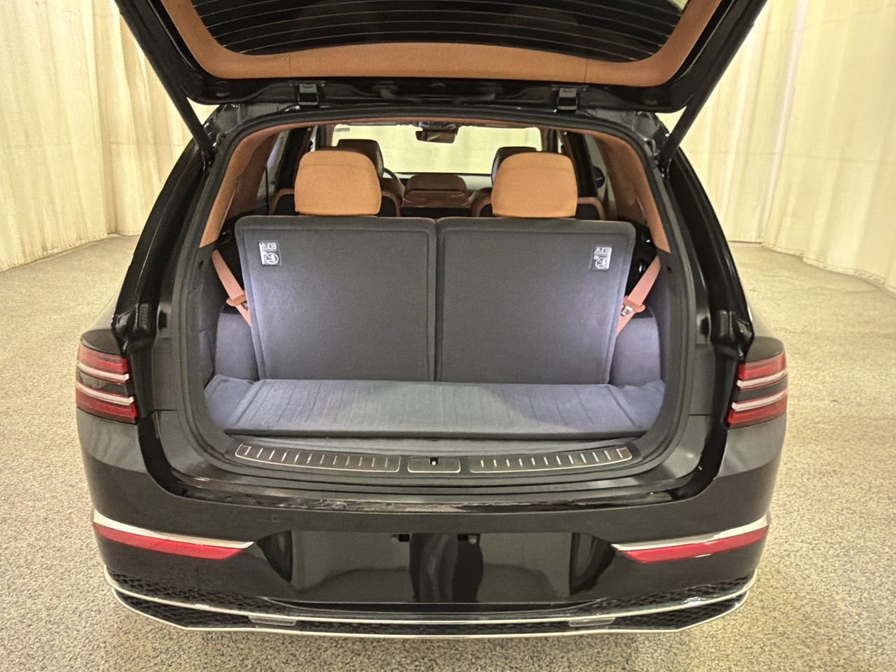 2026 GENESIS GV80 Advanced - Photo 17