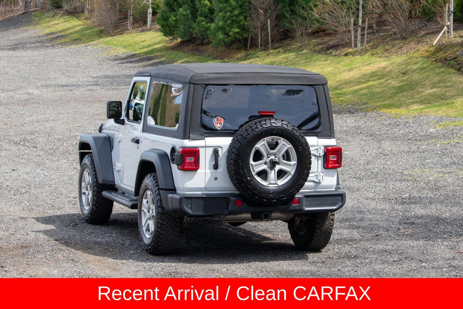 Used 2019 White Jeep Sport S image 6