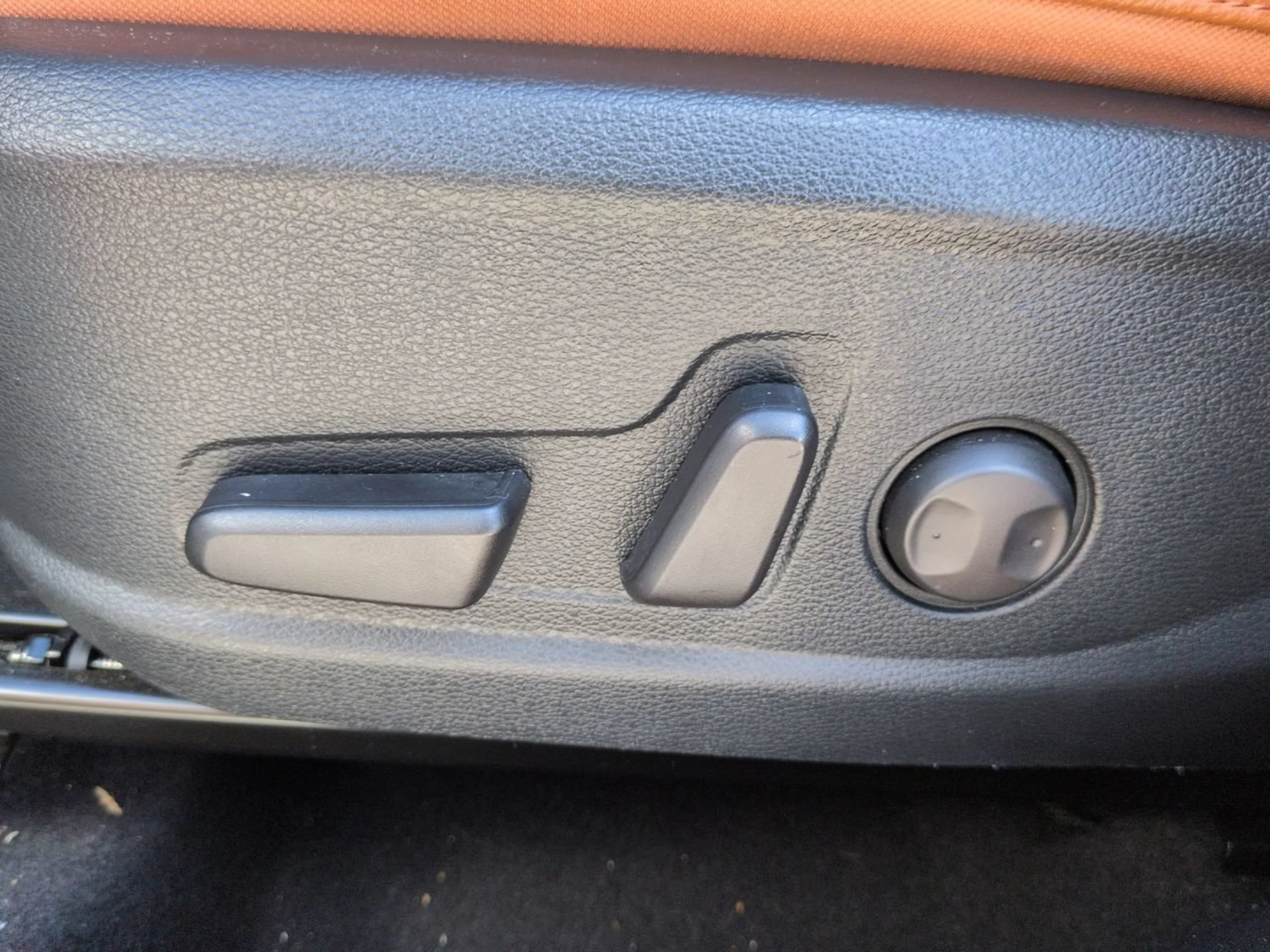 Certified Used 2024 Gravity Gray Kia EX image 21