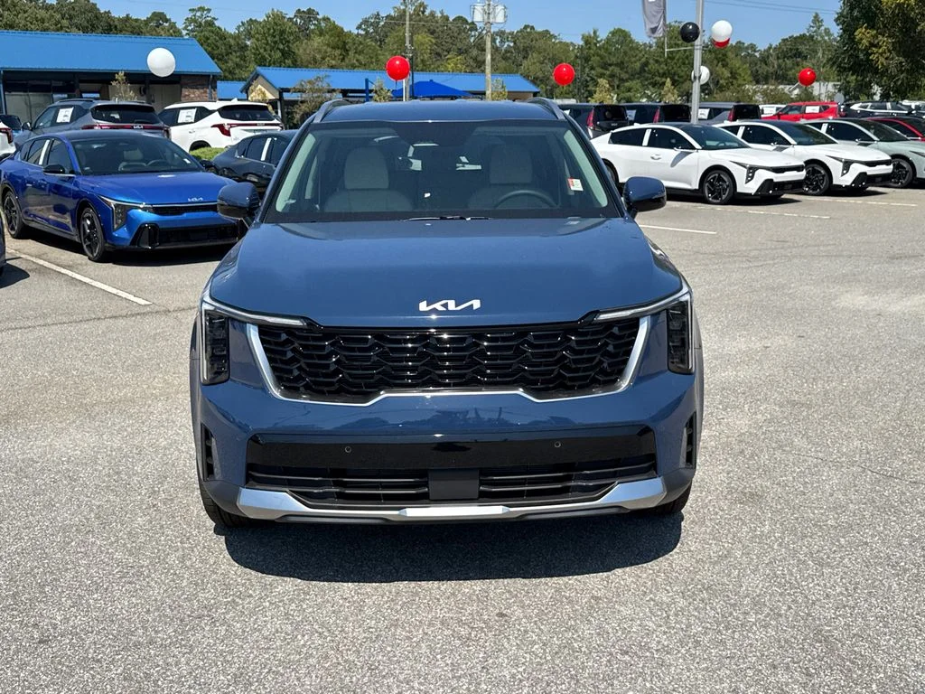 2025 Kia Sorento S - Photo 8
