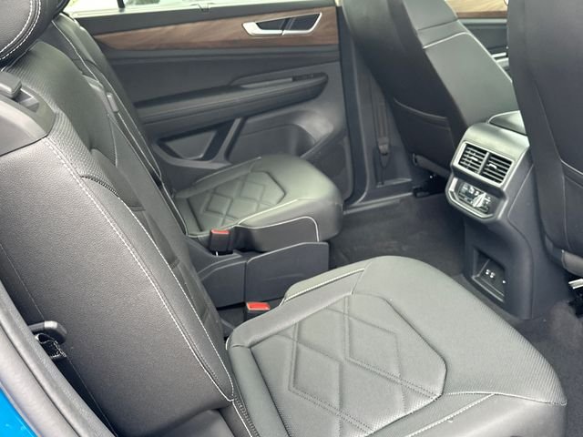 New 2026 Blue Volkswagen 2.0T SE w/Technology image 33
