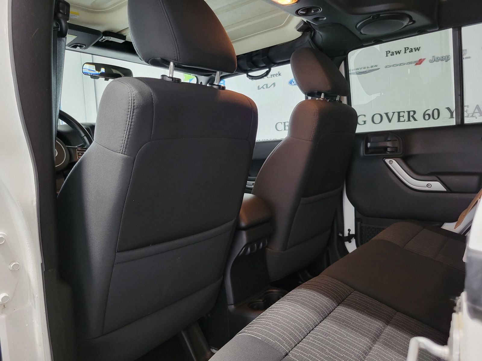 Used 2012 White Jeep Unlimited Sahara image 17