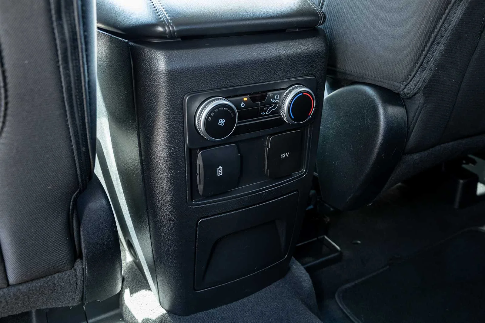 Used 2022 Agate Black Ford XLT image 31