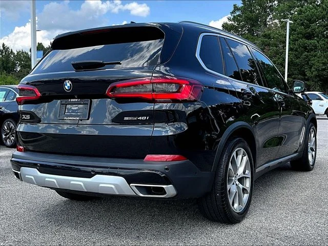 Used 2020 Black BMW sDrive40i image 4