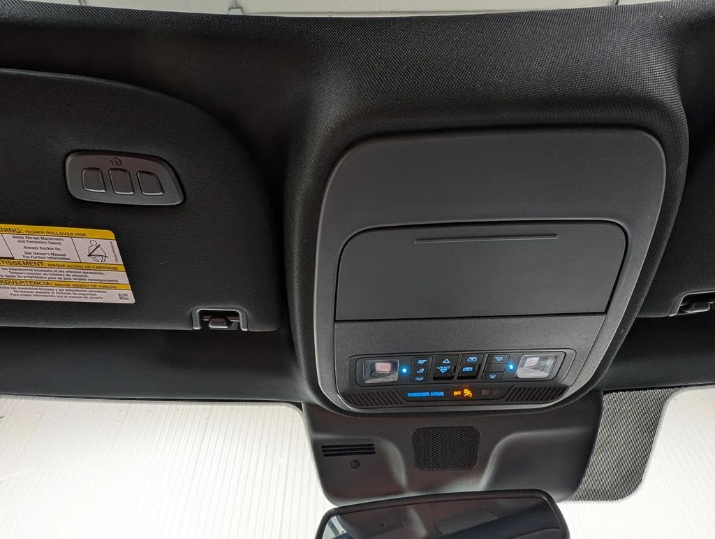 New 2027 Star White Metallic Tri-Coat Ford King Ranch® image 9