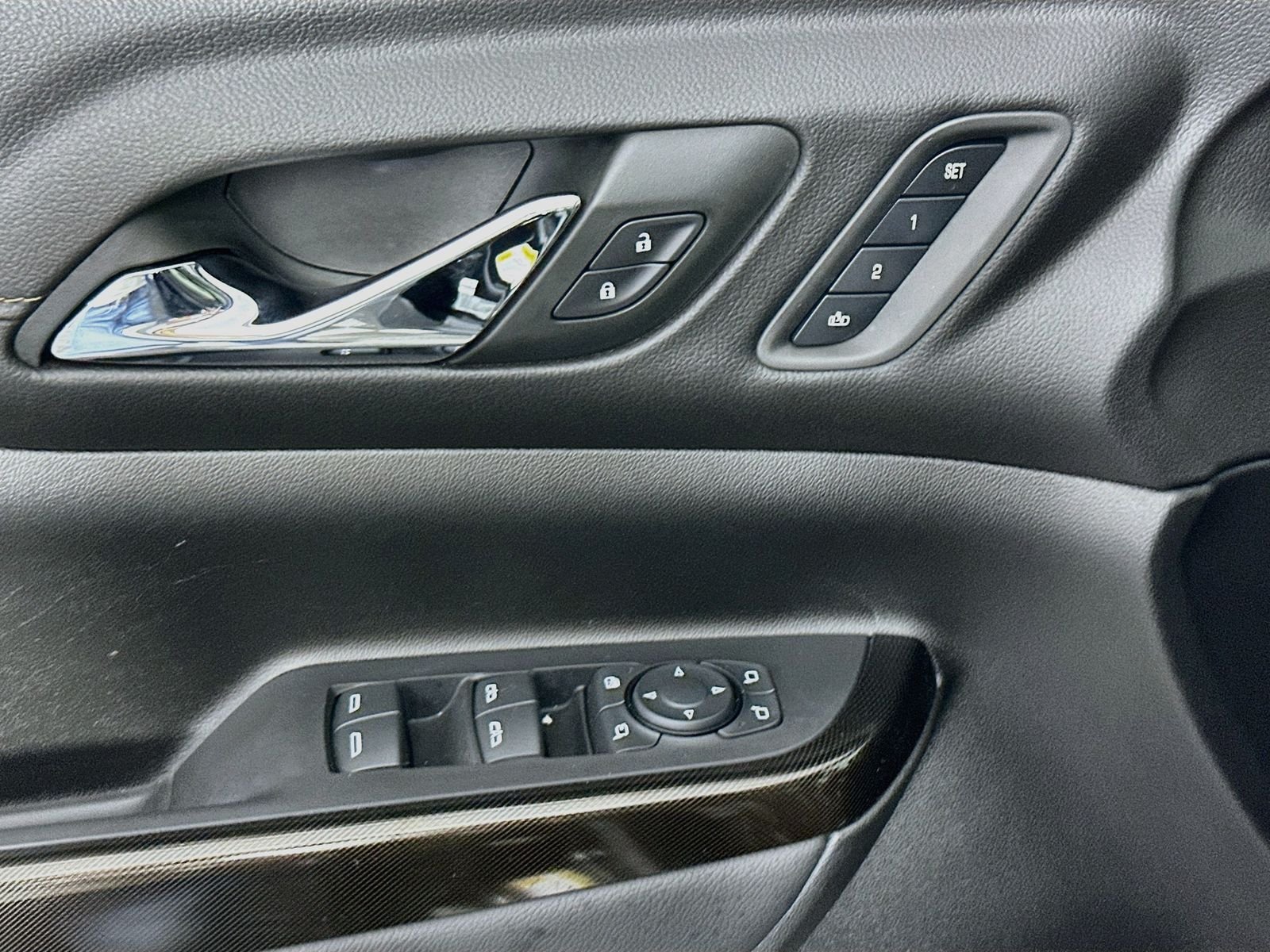Used 2023 Ebony Twilight Metallic GMC AT4 image 18