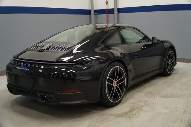2026 Porsche 911 S - Photo 10