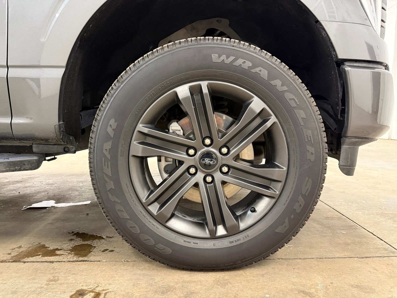 Used 2022 Gray Ford XLT image 27
