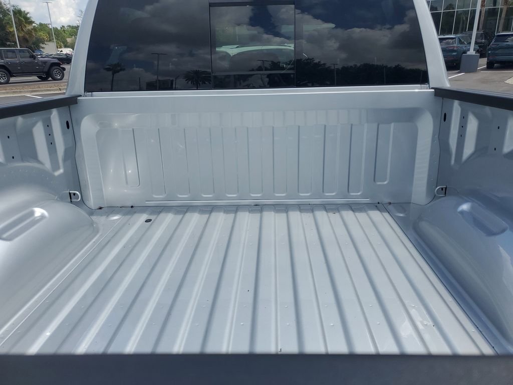 New 2026 Silver Zynith Exterior Paint RAM Big Horn/Lone Star image 7