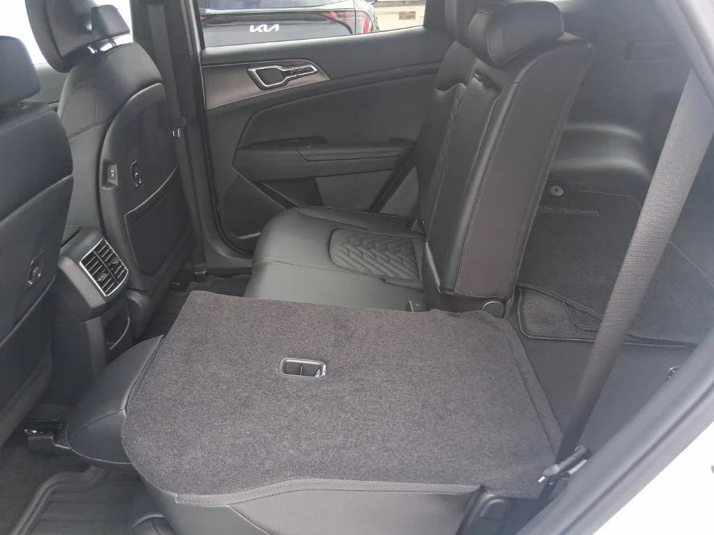 Used 2026 White Kia X-Line image 18
