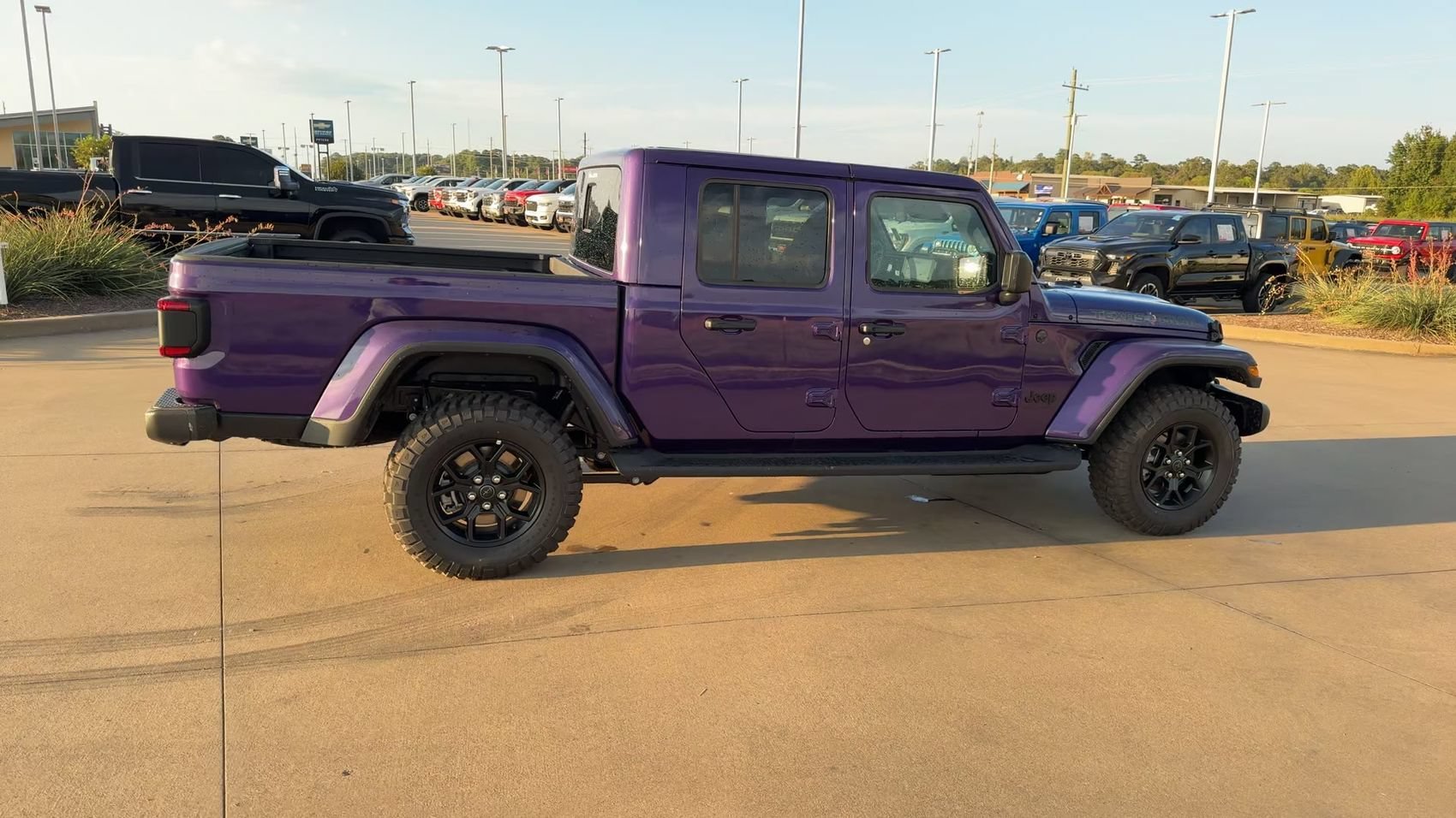 New 2026 Reign Jeep Texas Trail image 8