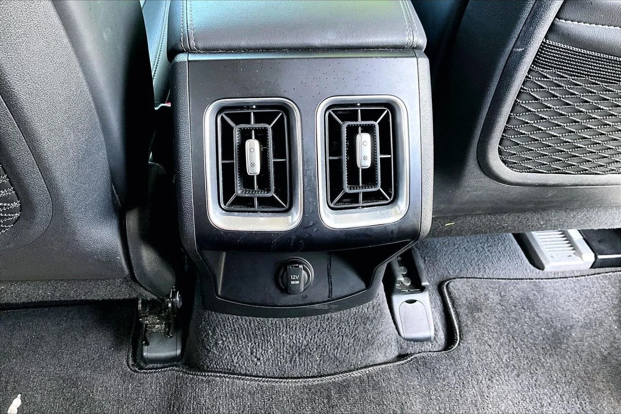 Used 2025 White Kia S image 16