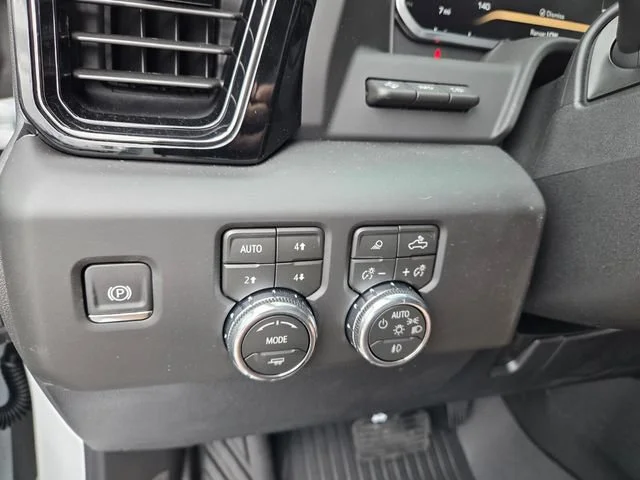 2026 GMC Sierra 2500HD AT4 - Photo 23