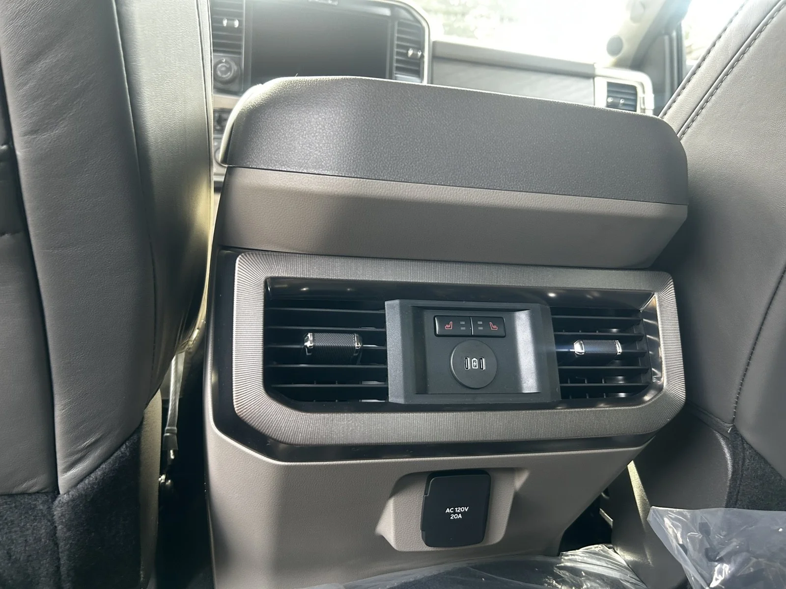 New 2026 Avalanche Ford Platinum image 14