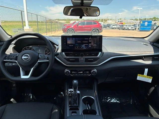 2026 Nissan Altima SV - Photo 9