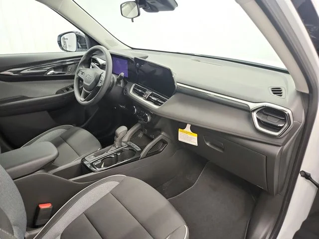 New 2026 White Chevrolet LT image 25