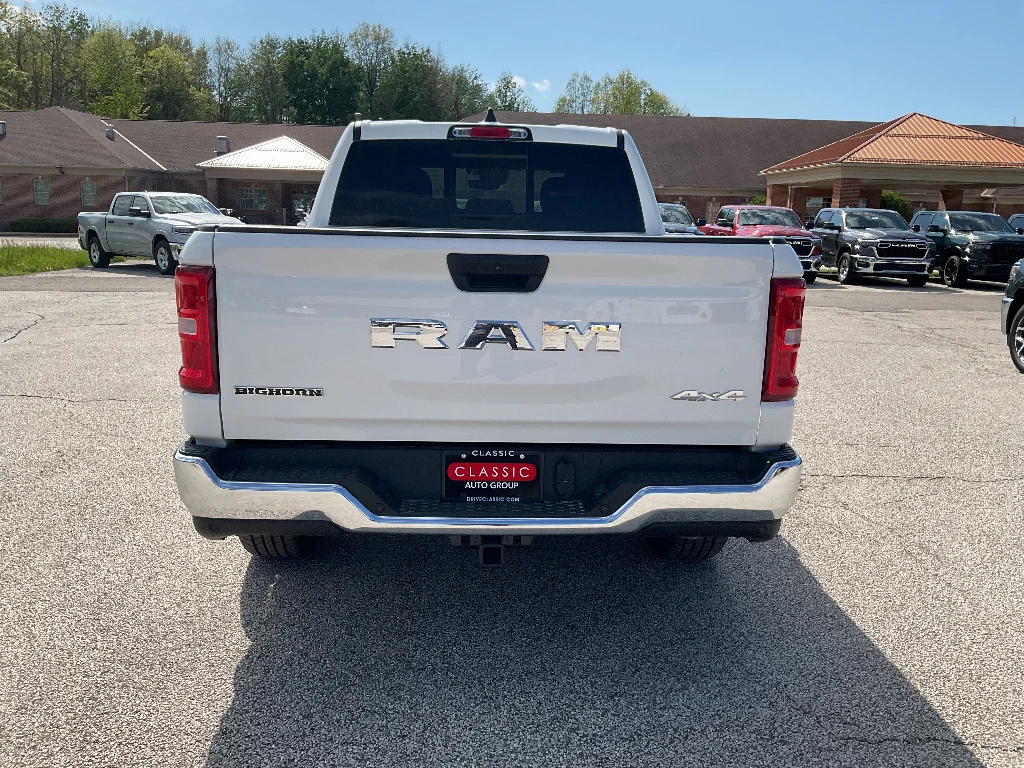 New 2026 Bright White Clearcoat RAM Big Horn Crew Cab 4x4 5