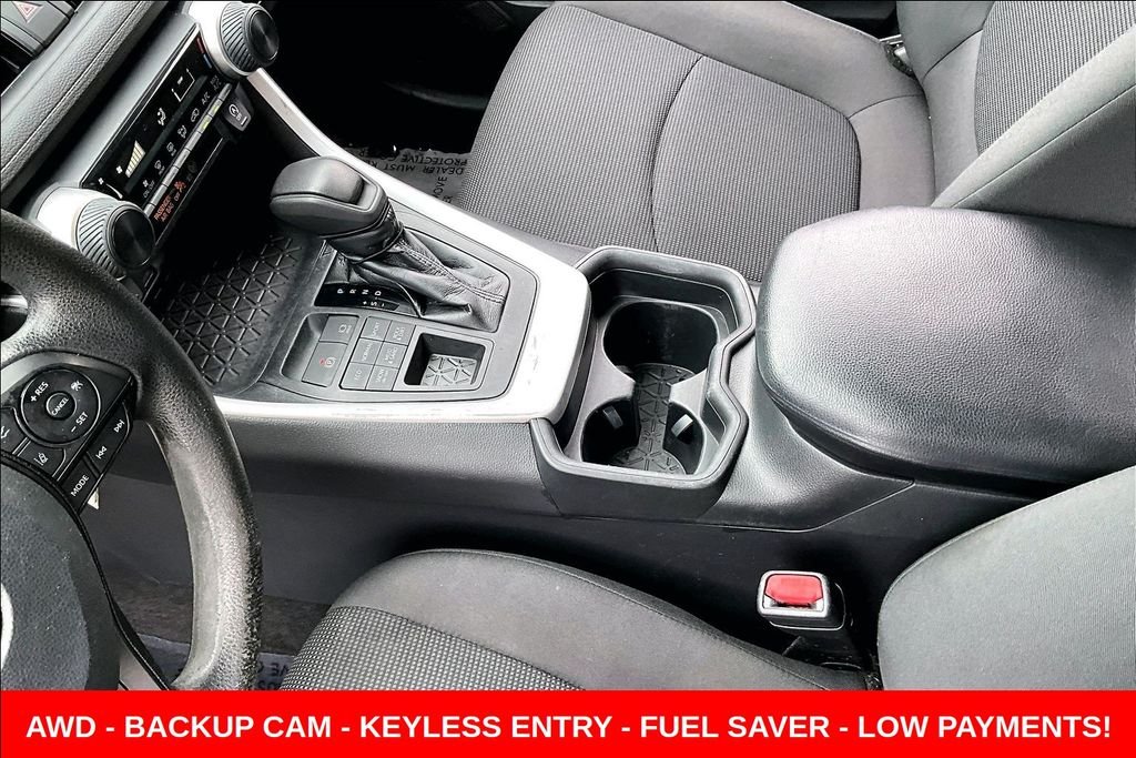 Used 2020 Silver Toyota LE image 18