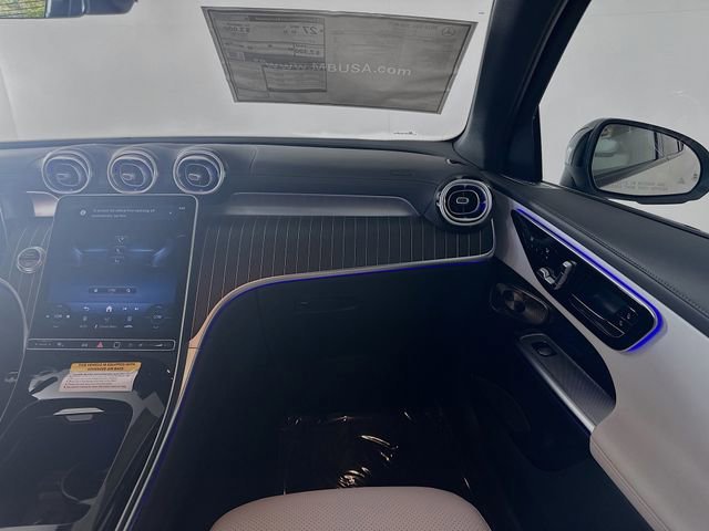 New 2026 Polar White Mercedes-Benz GLC 300 image 55