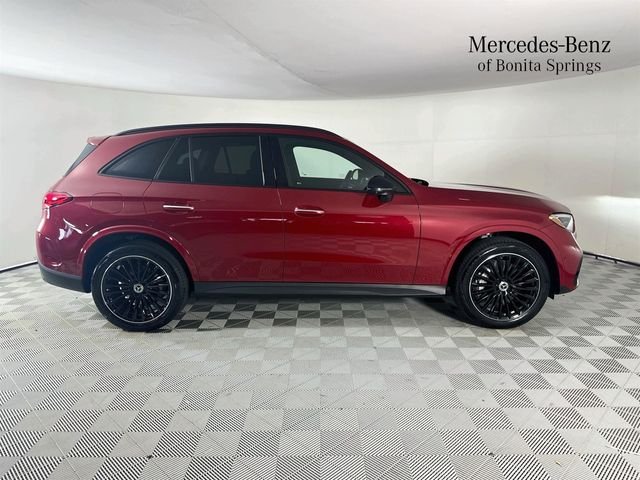 Used 2026 Red Mercedes-Benz GLC 300 image 8