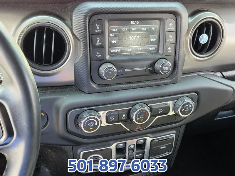 Used 2018 Crystal Metallic JEEP SPORT S 4X4 image 17