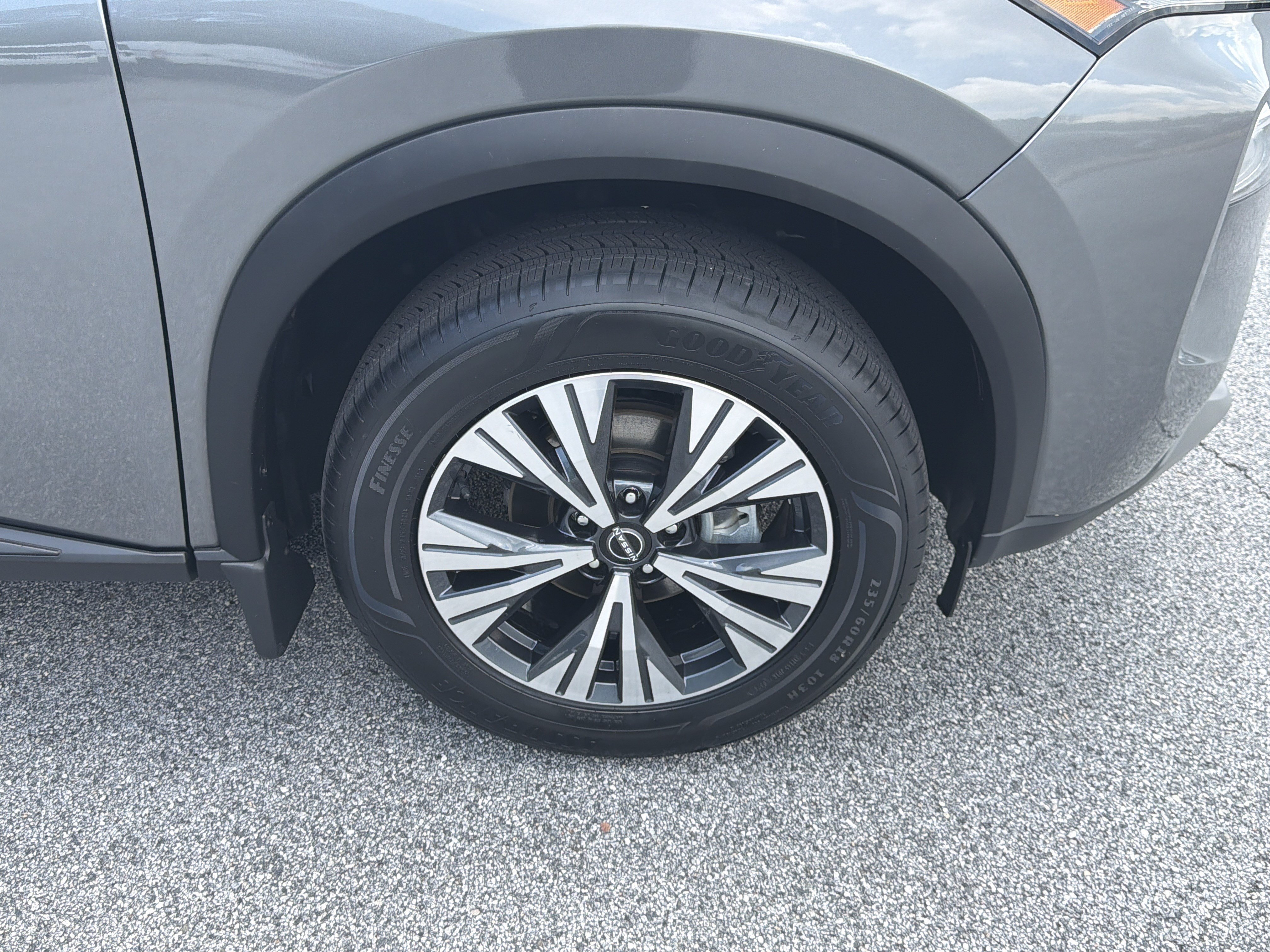 Used 2023 Gun Metallic Nissan SV image 14