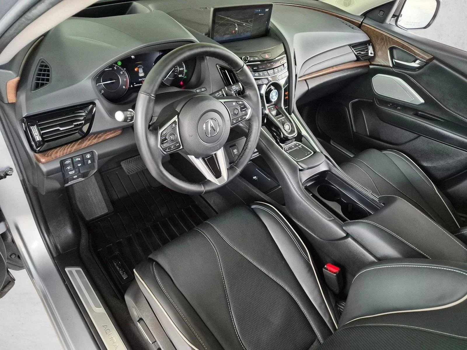 Used 2024 Lunar Silver Metallic Acura w/Advance Package image 10