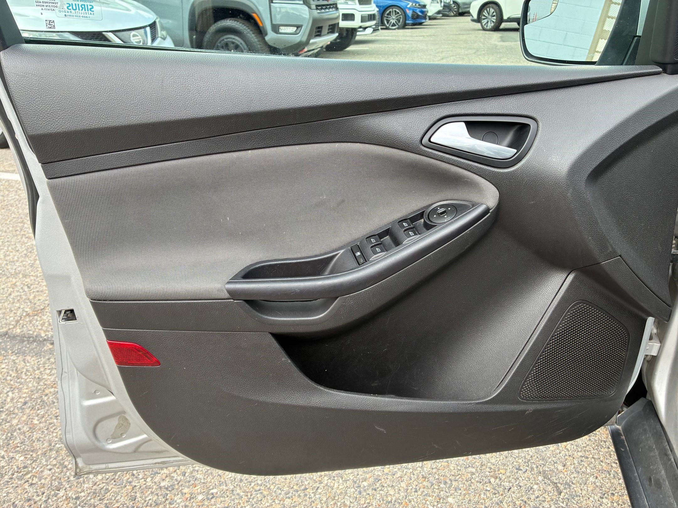 Used 2012 Ingot Silver Ford SE image 13