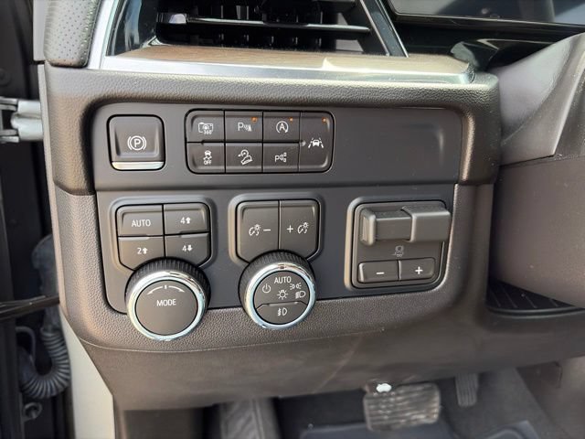 2026 Chevrolet Suburban High Country - Photo 24