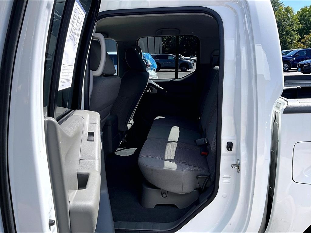 Used 2019 White Nissan SV image 15