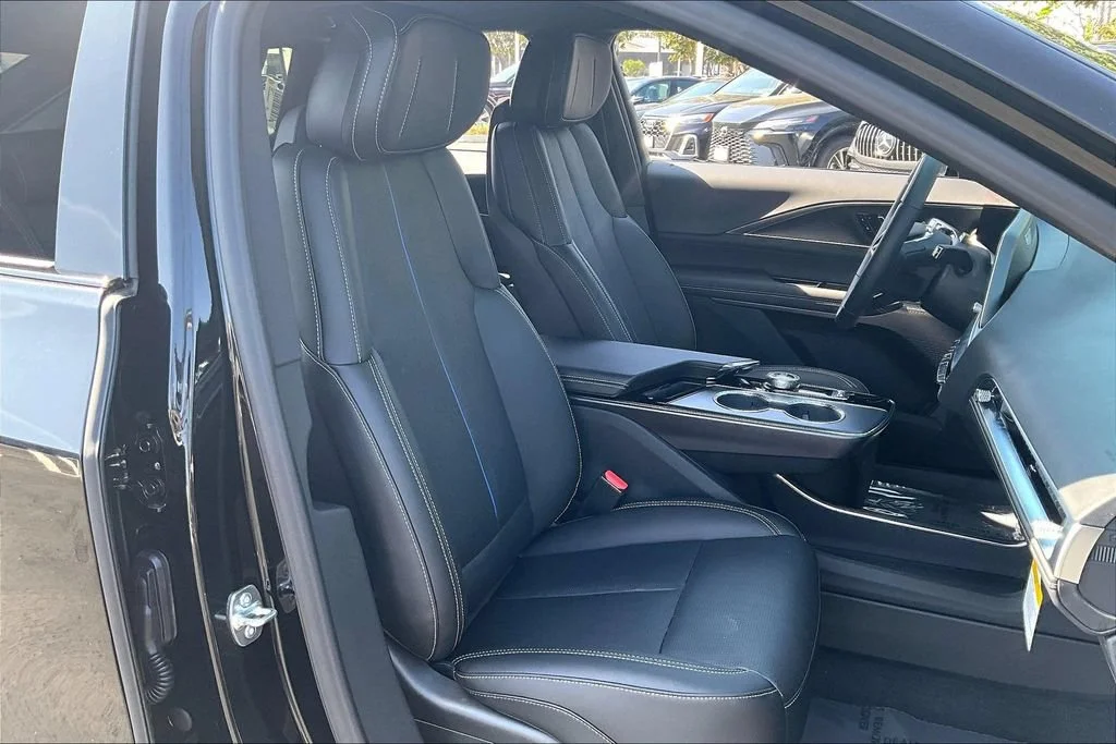 2026 Cadillac LYRIQ Luxury - Photo 19