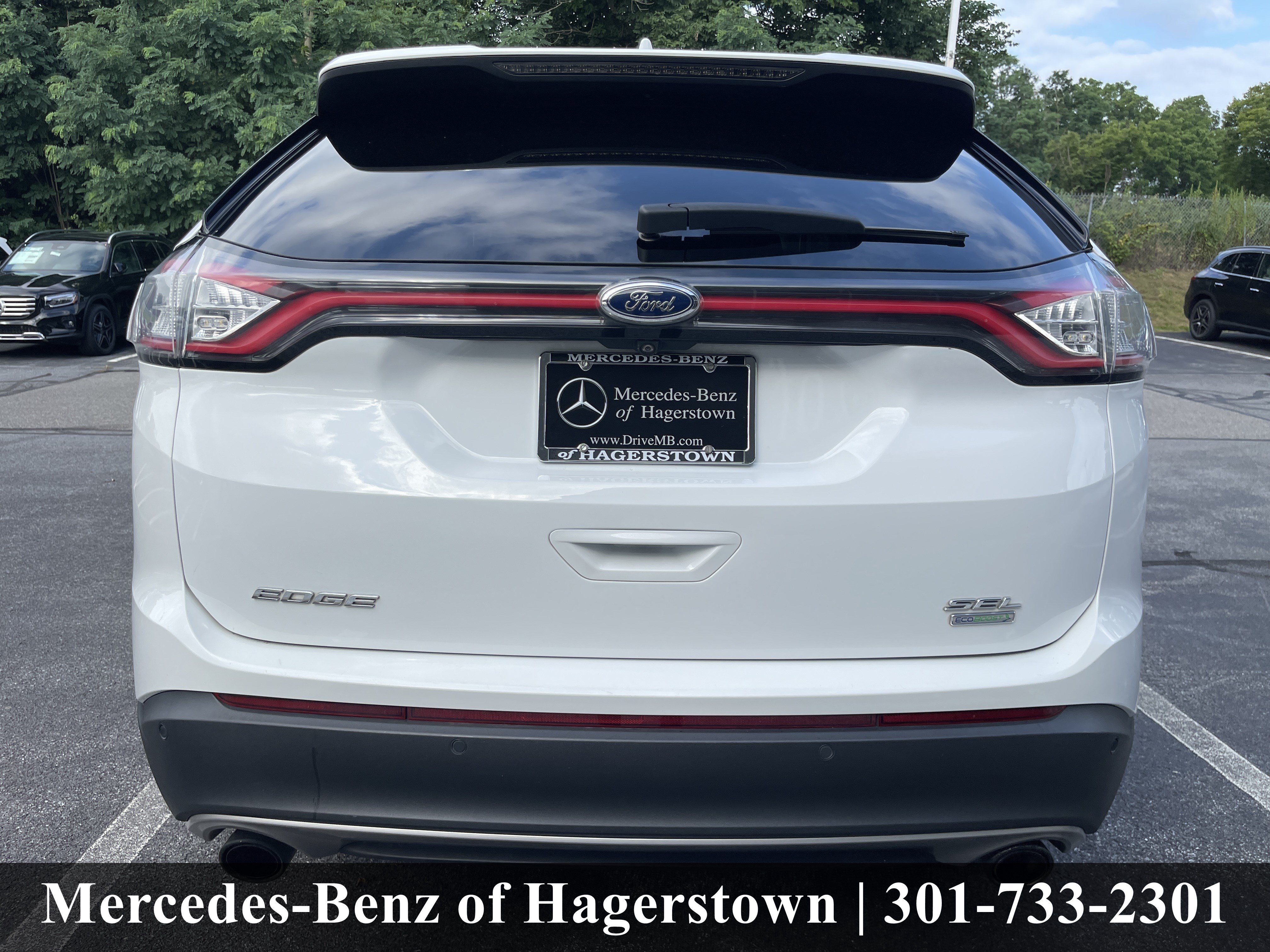 Used 2018 Oxford White Ford SEL FWD image 32