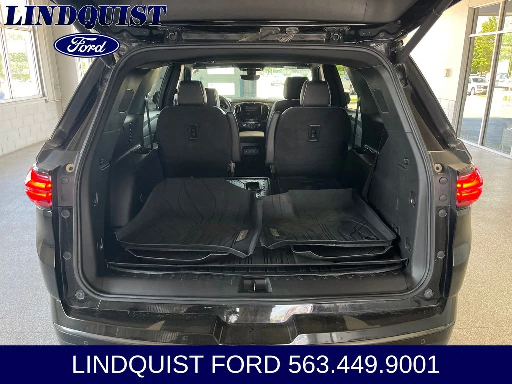 Certified Used 2023 Mosaic Black Metallic Chevrolet Premier image 15