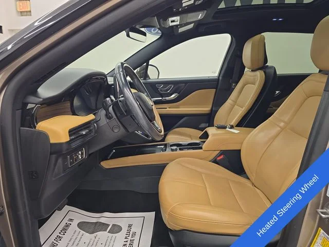 Used 2020 Mocha Lincoln Reserve image 22