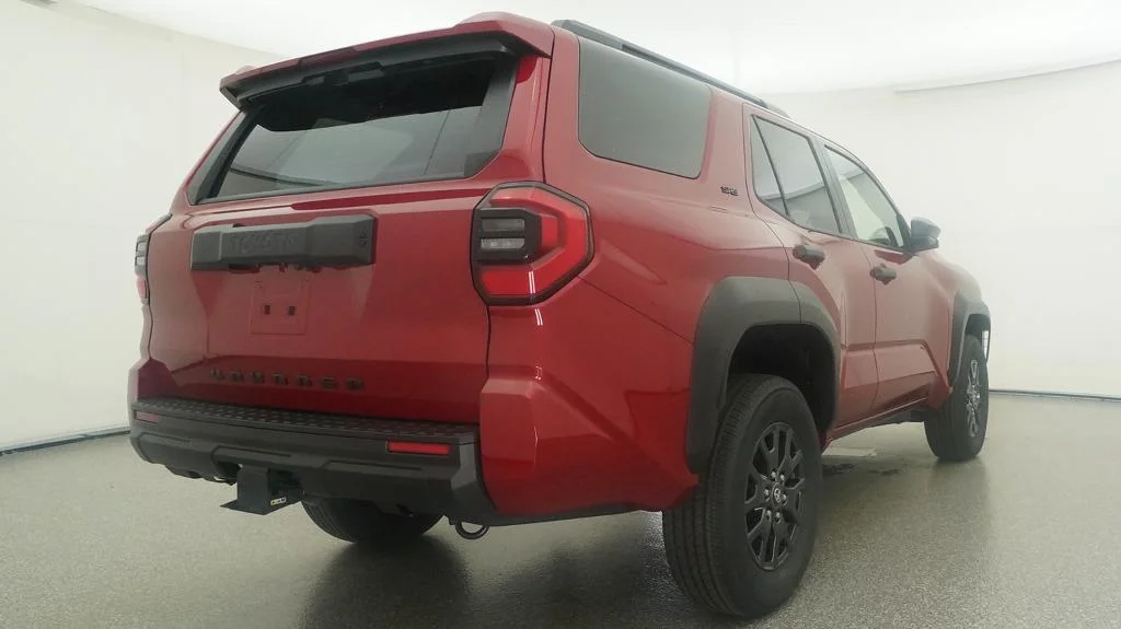 New 2026 SUPERSONIC RED Toyota SR5 image 21