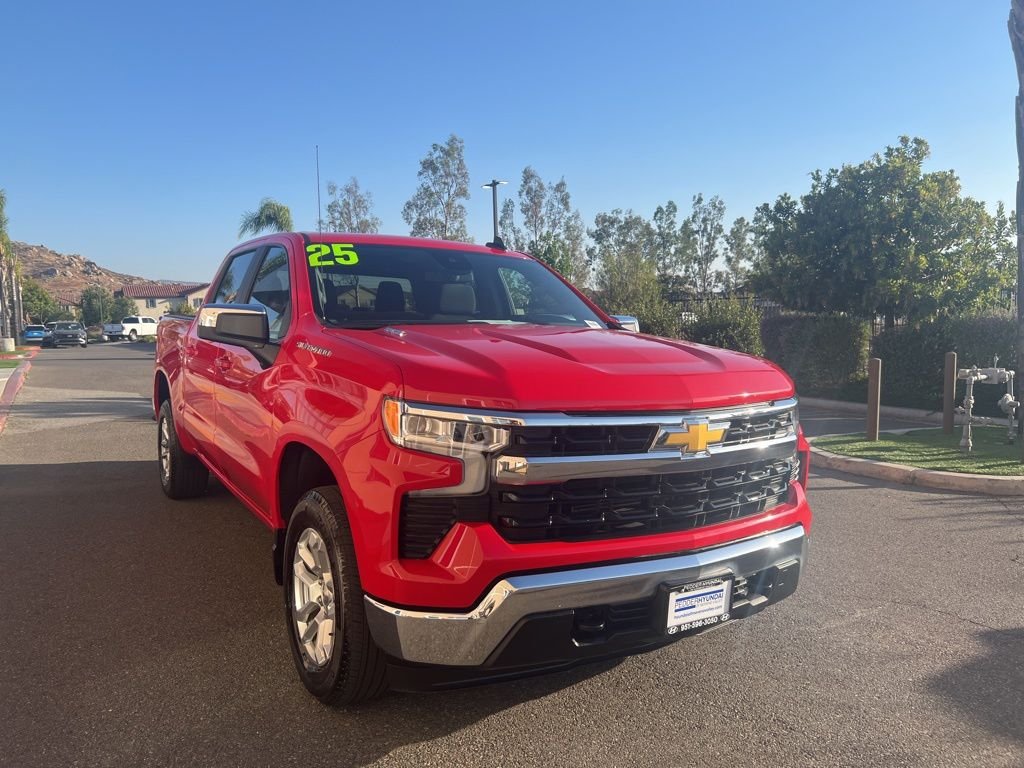 2025 Chevrolet Silverado 1500 LT 2FL 4X4 Crew Cab Short Box's photo