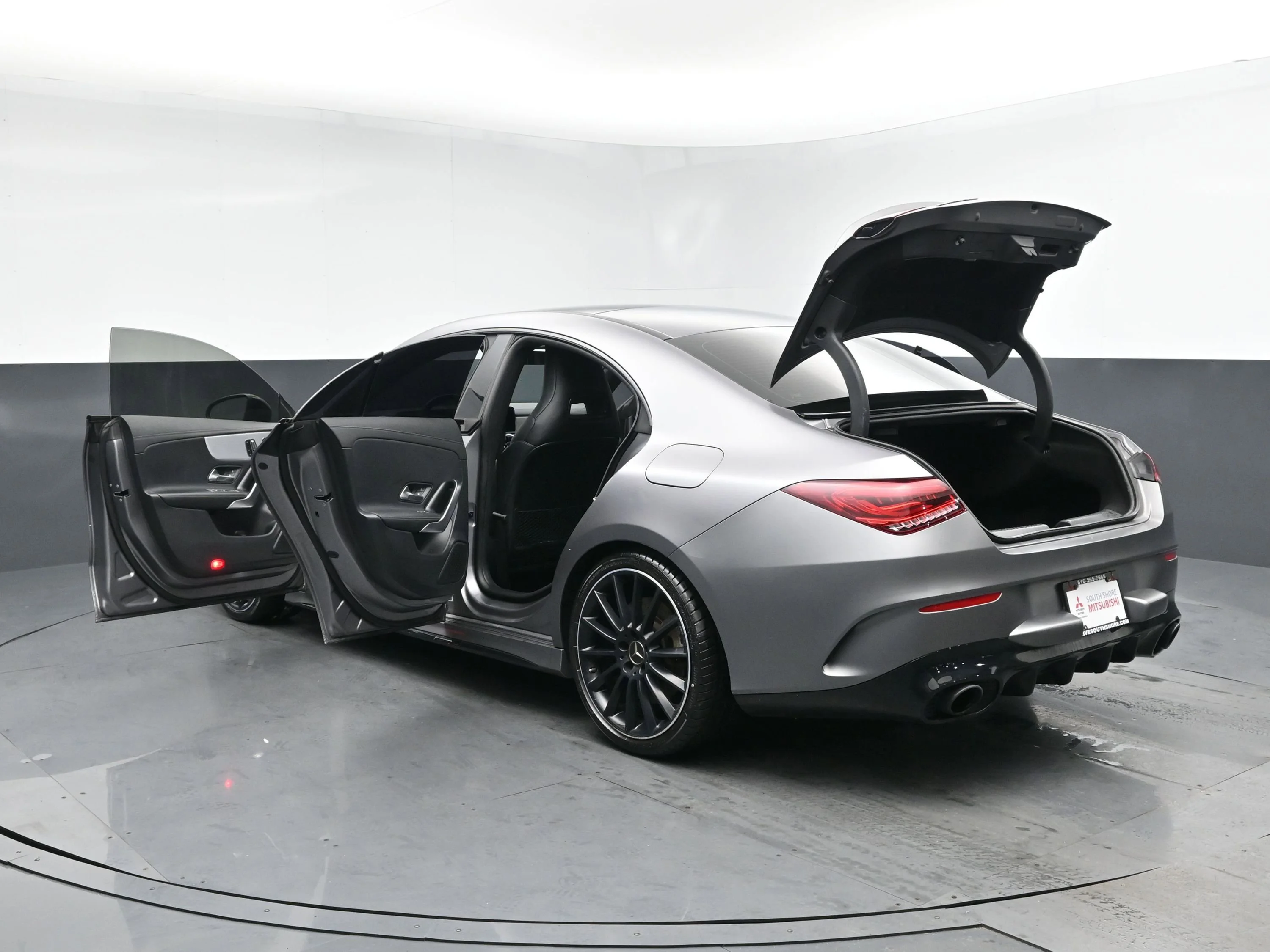 Used 2022 MANUFAKTUR Mountain Grey Magno Mercedes-Benz AMG® CLA 35 image 29