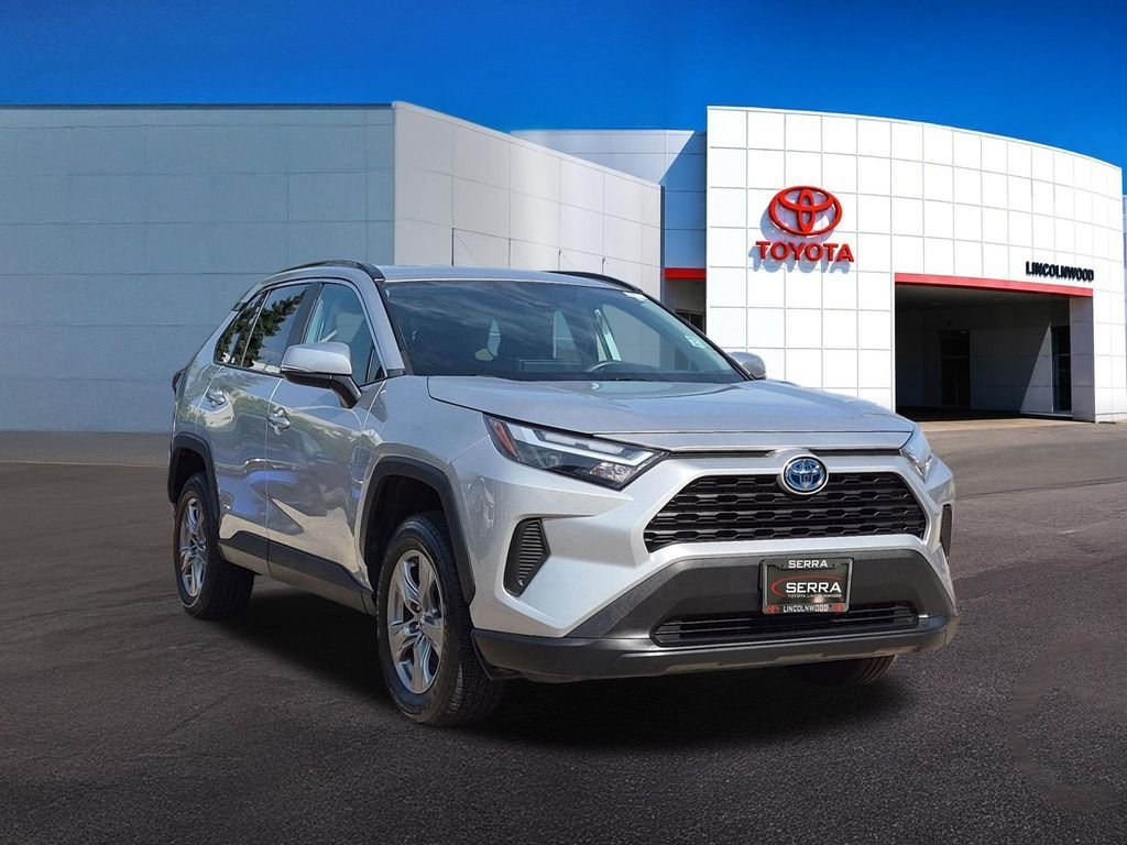 Used 2024 Silver Toyota XLE image 9