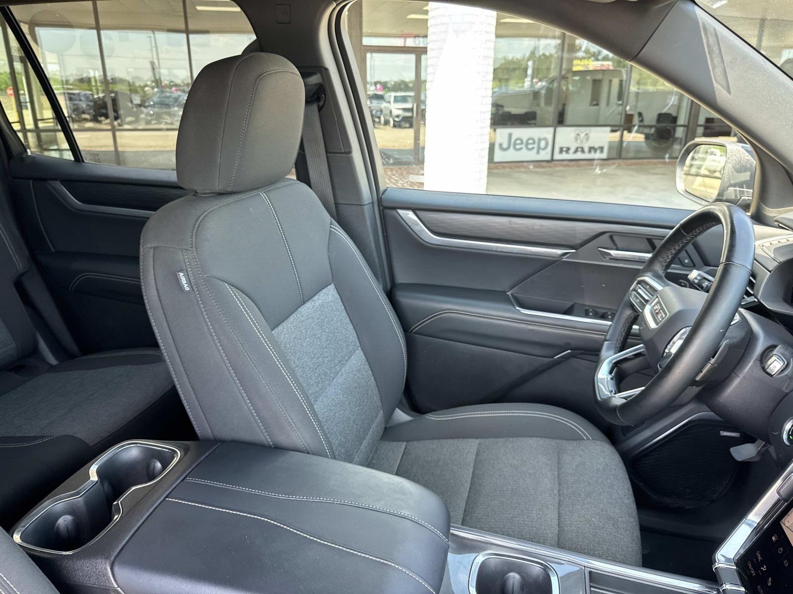 Used 2025 Black GMC FWD Elevation image 10