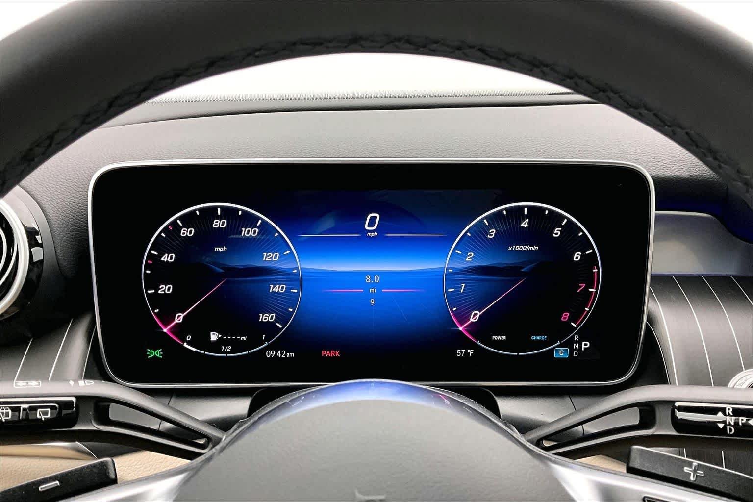 New 2026 Verde Silver Metallic Mercedes-Benz GLC 300 image 18