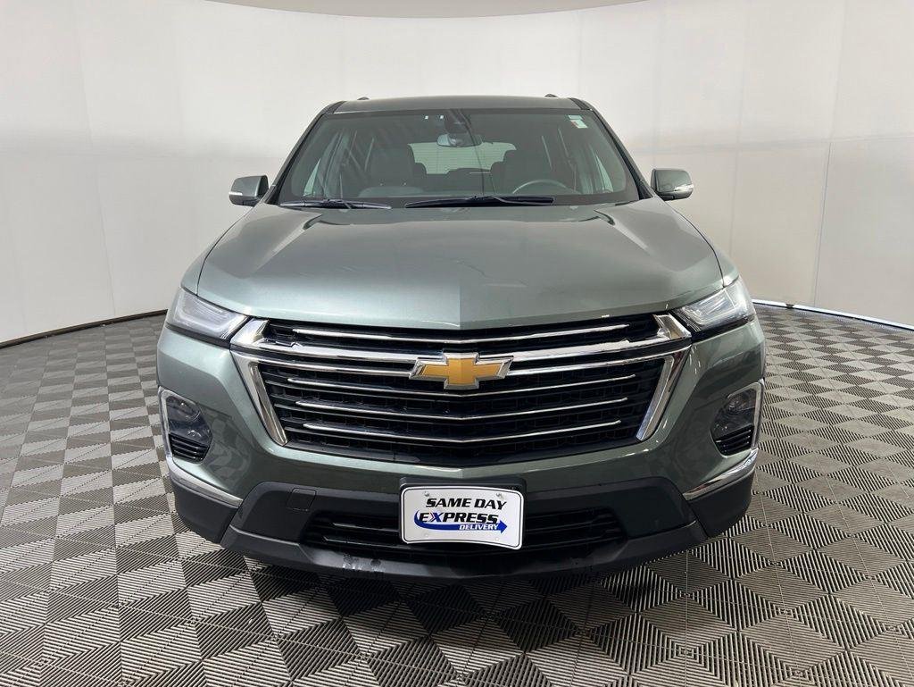 Used 2023 Silver Sage Chevrolet LT image 32