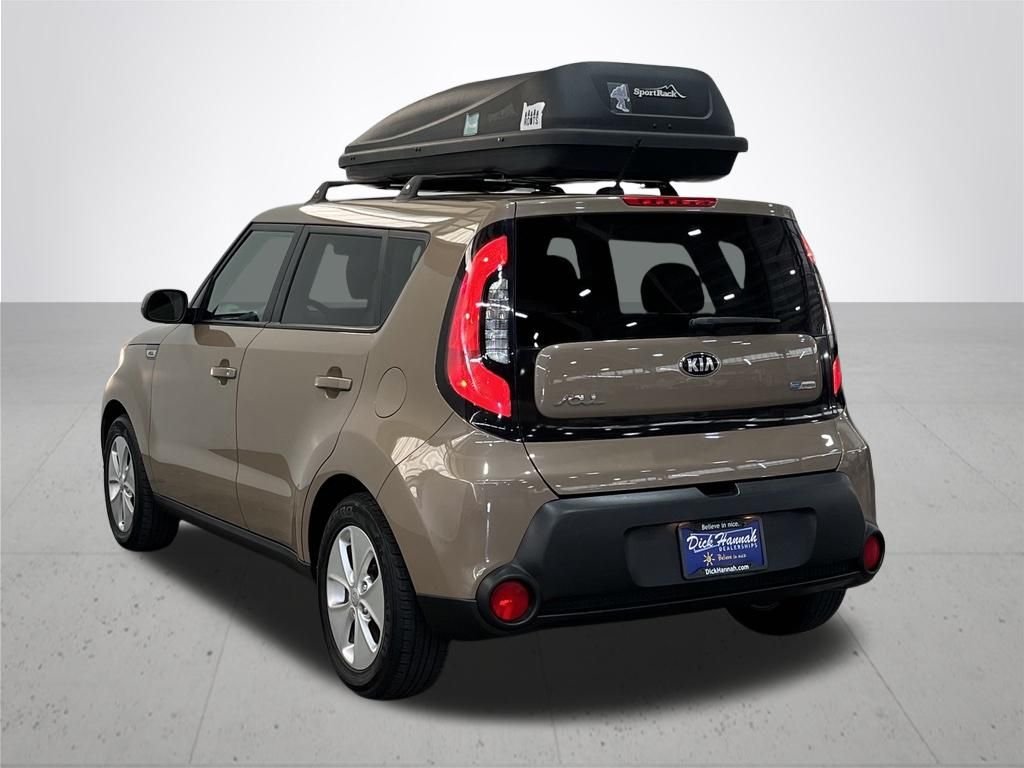 Used 2015 Brown Kia Plus image 14