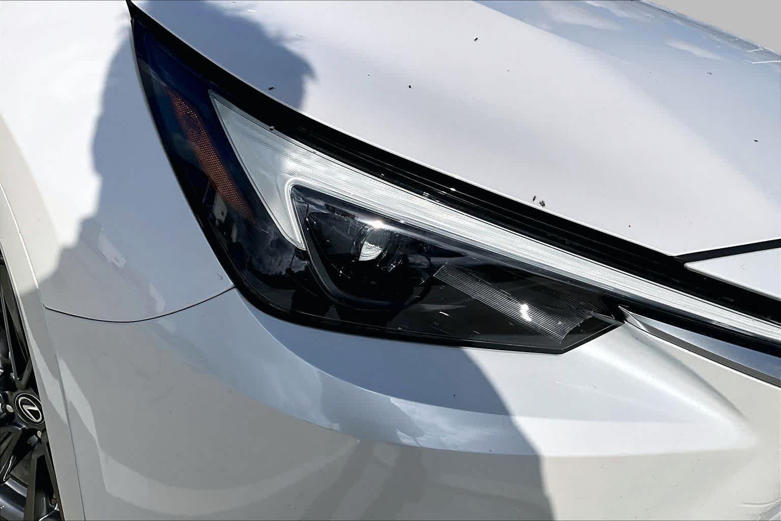 Used 2024 Wind Chill Pearl Lexus  image 27