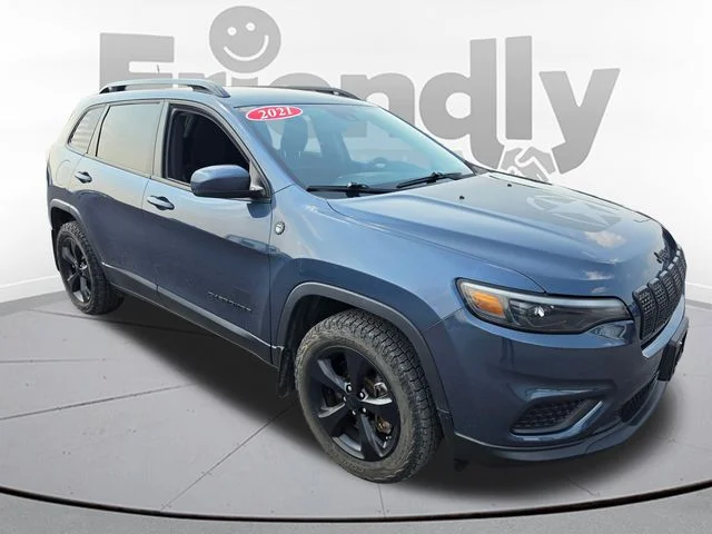 Used 2021 Blue Jeep Latitude image 3