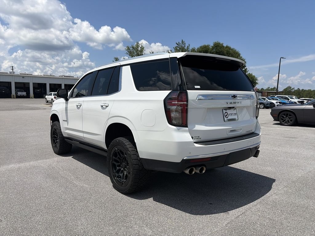 Certified Used 2023 Iridescent Pearl Tricoat Chevrolet Premier image 5