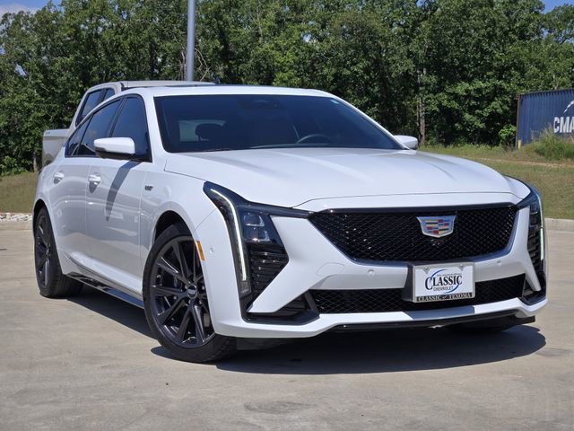 2025 Cadillac CT5 V-Series's photo