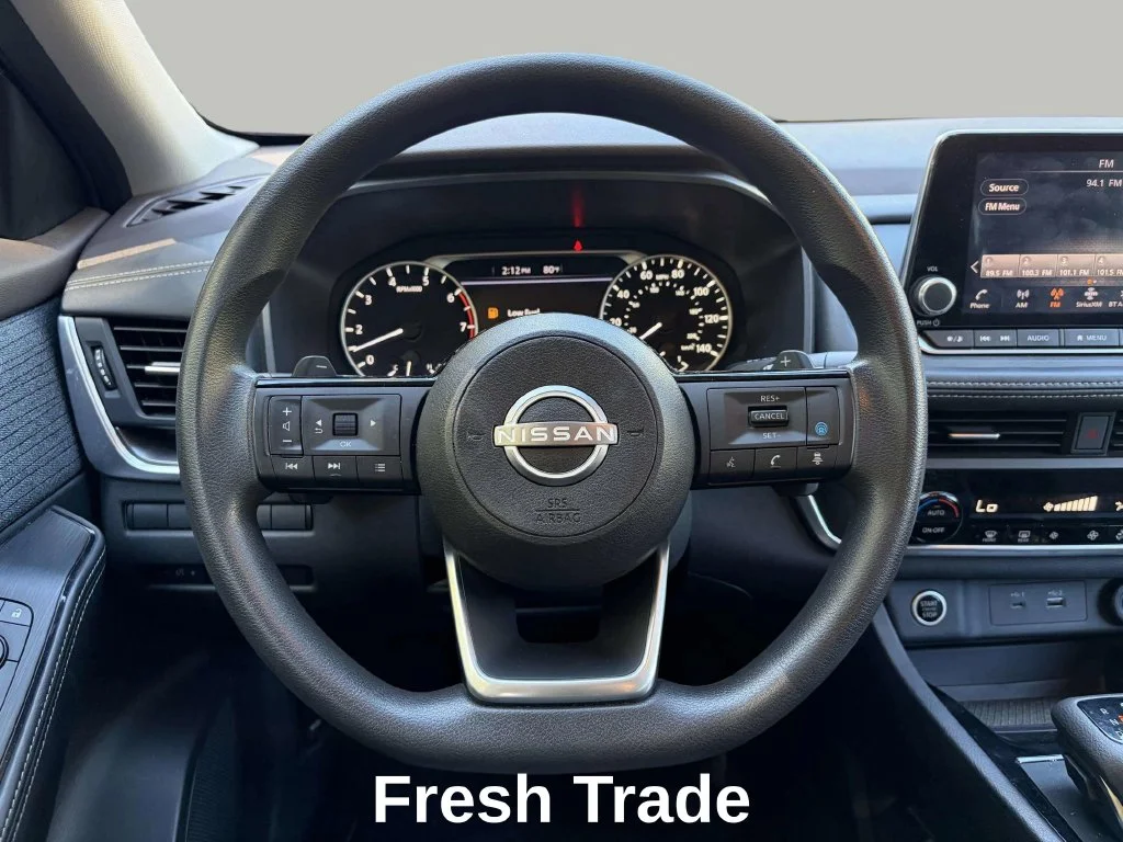 Used 2023 Scarlet Ember Tintcoat Nissan SV image 13