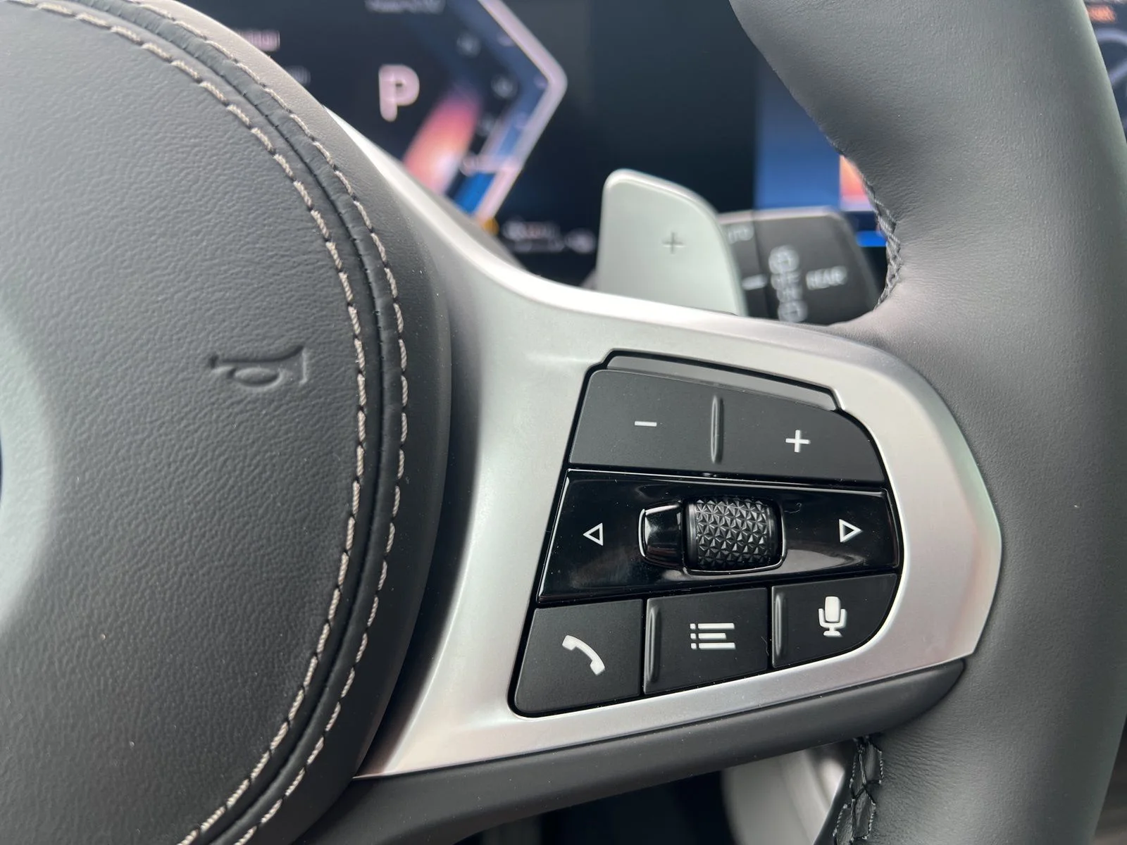 New 2026 Brooklyn Grey Metallic BMW xDrive50e image 25