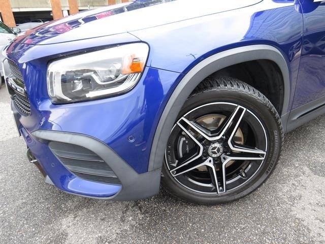 Used 2020 Galaxy Blue Metallic Mercedes-Benz GLB 250 image 16